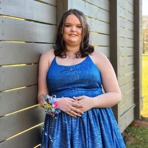 Meet your Posher, Jonie